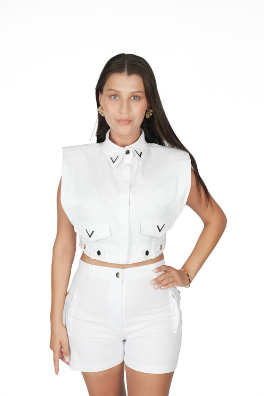 Beyaz Dekolteli Şortlu Kot Takım