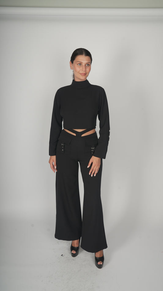 Siyah Uzun Kollu Kemer Detaylı Takım.
