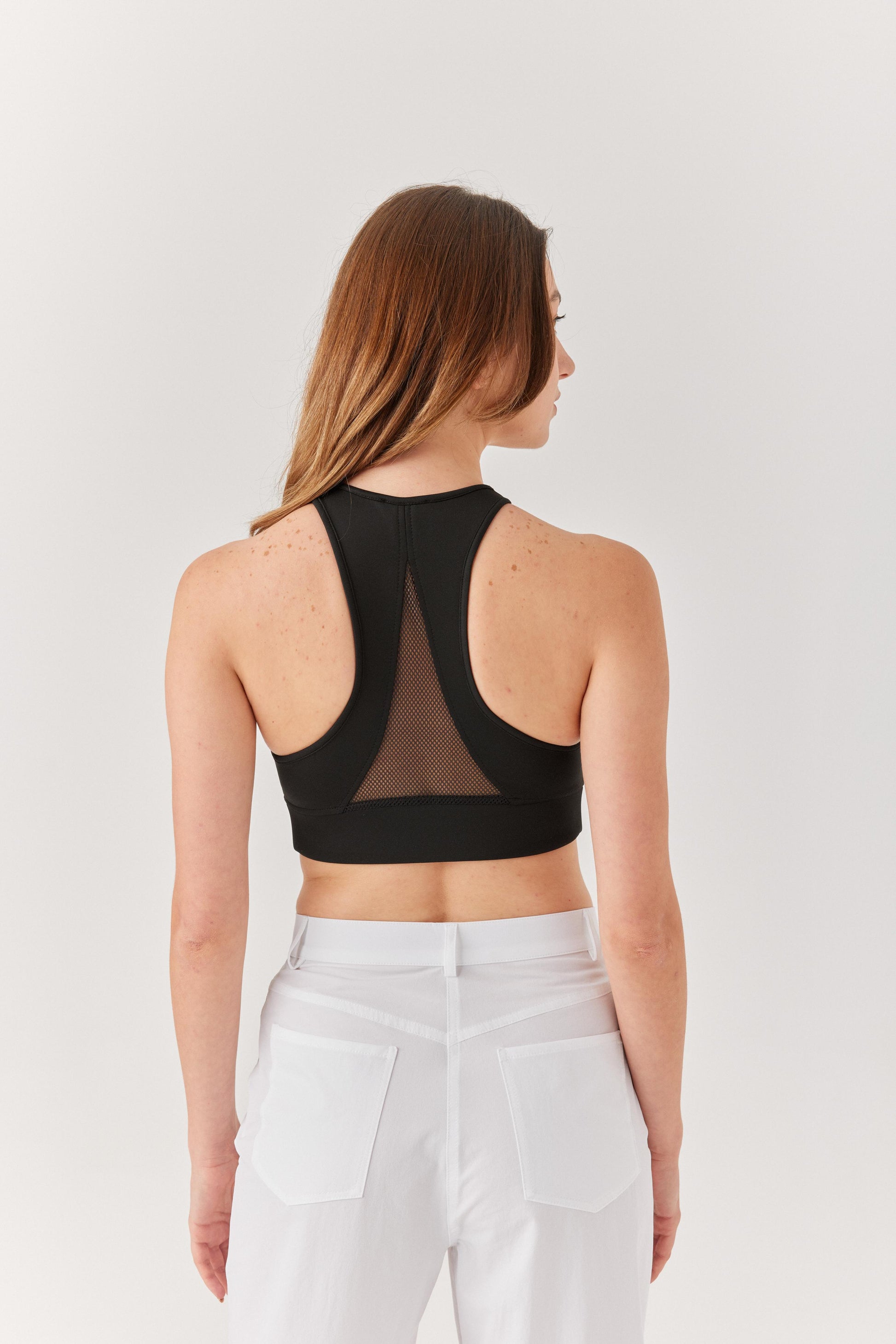 Siyah Sırt ve Göğüs Fileli Bra.