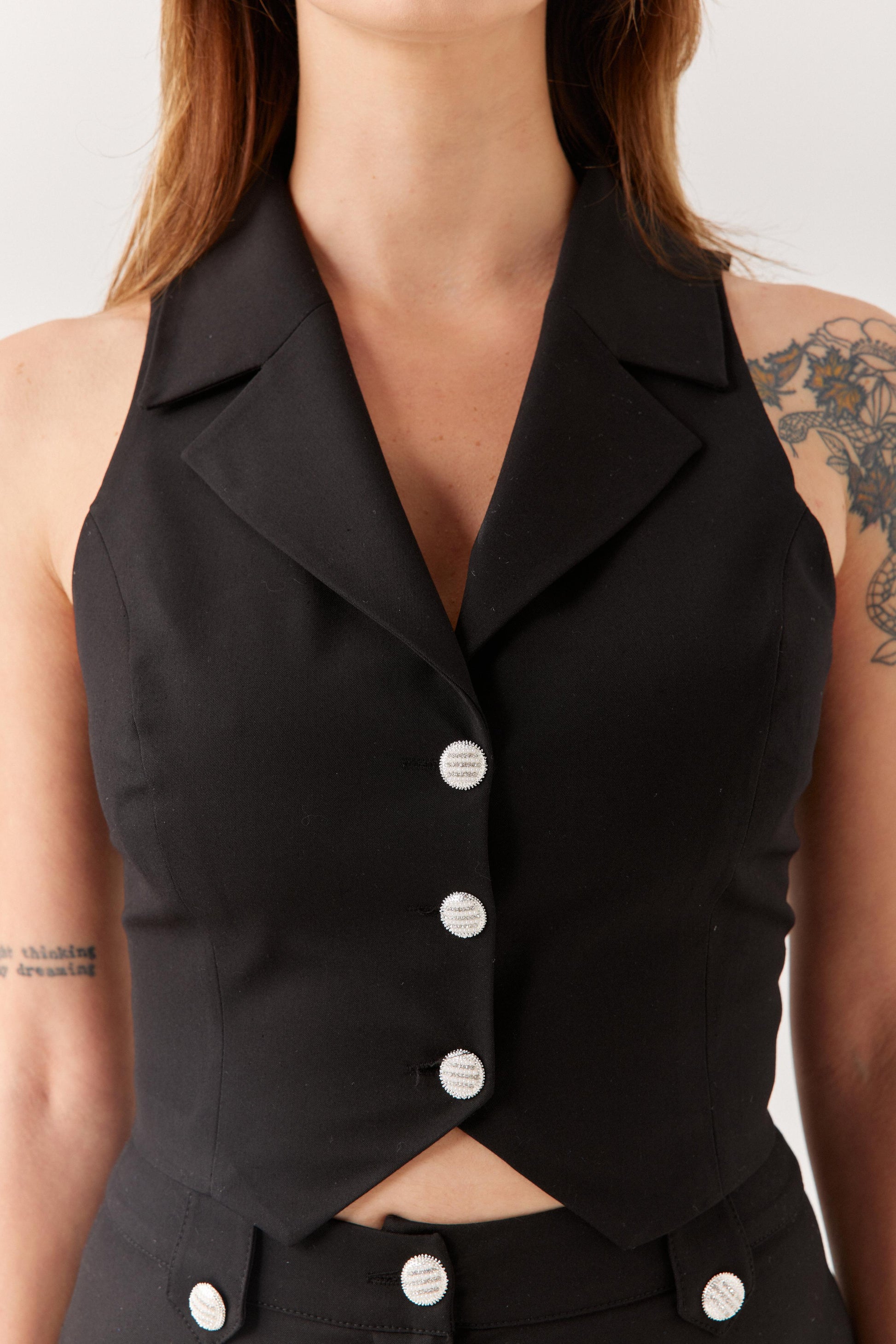 Siyah Düğme Detaylı Yelek Pantolon Takım.