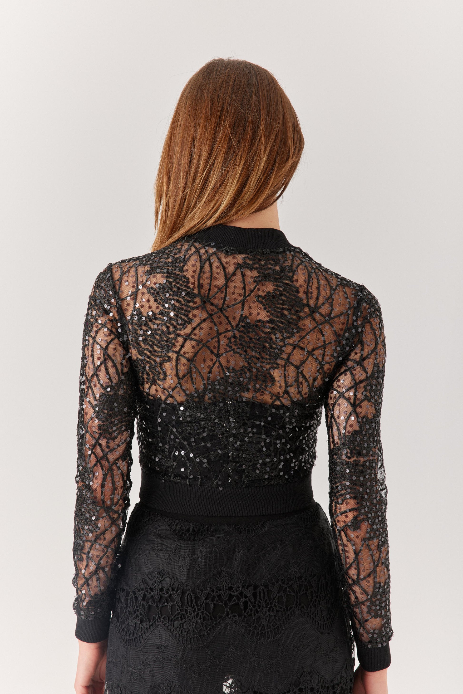 Siyah Payetli Dantel Hırka.